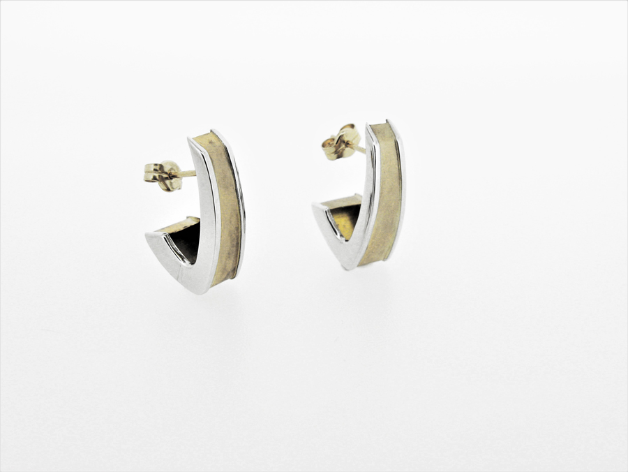 Pendientes JOTA´S  20 x 6 MM