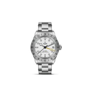 TUDOR Black Bay Pro | M79470-0004