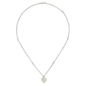 Collar Gucci Heart de plata y esmalte con detalle de corazón