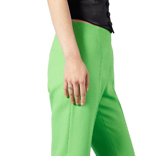 Anillo GG Marmont de plata brillante envejecida, nácar, topacio y resina turquesa con motivos de flor - Imagen 2